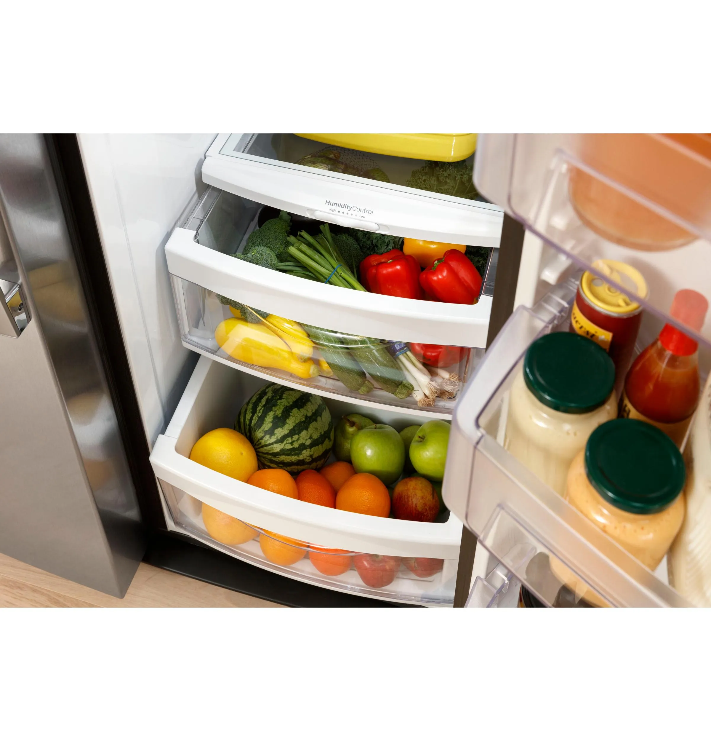 GSS23GGPWW GE® 23.0 Cu. Ft. Side-By-Side Refrigerator