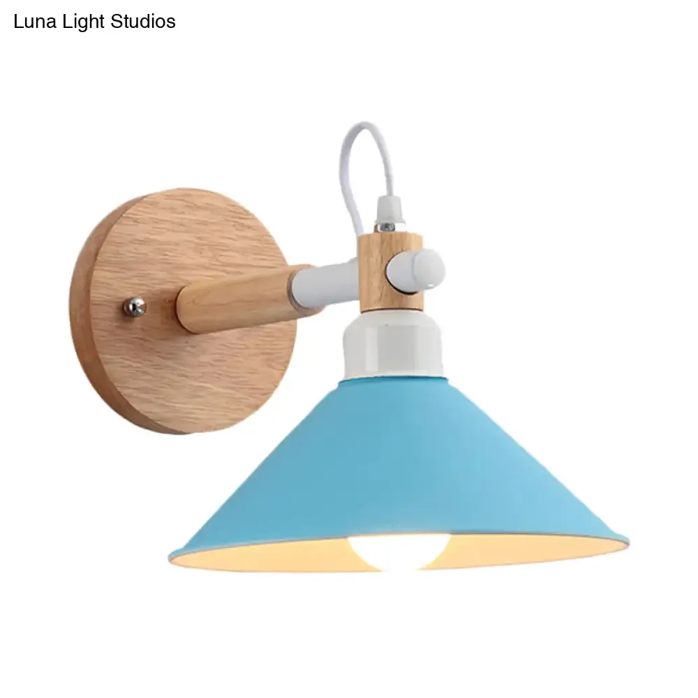 Pyramid Macaroon Wall Sconce: Metal and Wood 1-Light Lamp for Dining Room