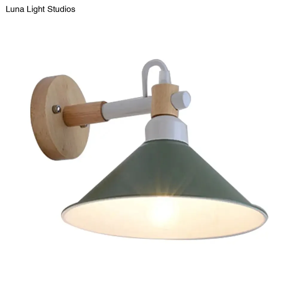 Pyramid Macaroon Wall Sconce: Metal and Wood 1-Light Lamp for Dining Room