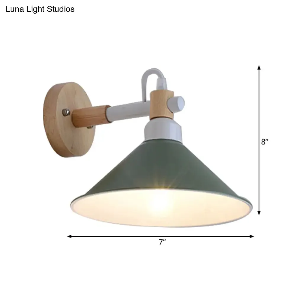 Pyramid Macaroon Wall Sconce: Metal and Wood 1-Light Lamp for Dining Room