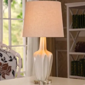 Simple White Ceramic 1-Head Vase Table Lamp with Fabric Lampshade