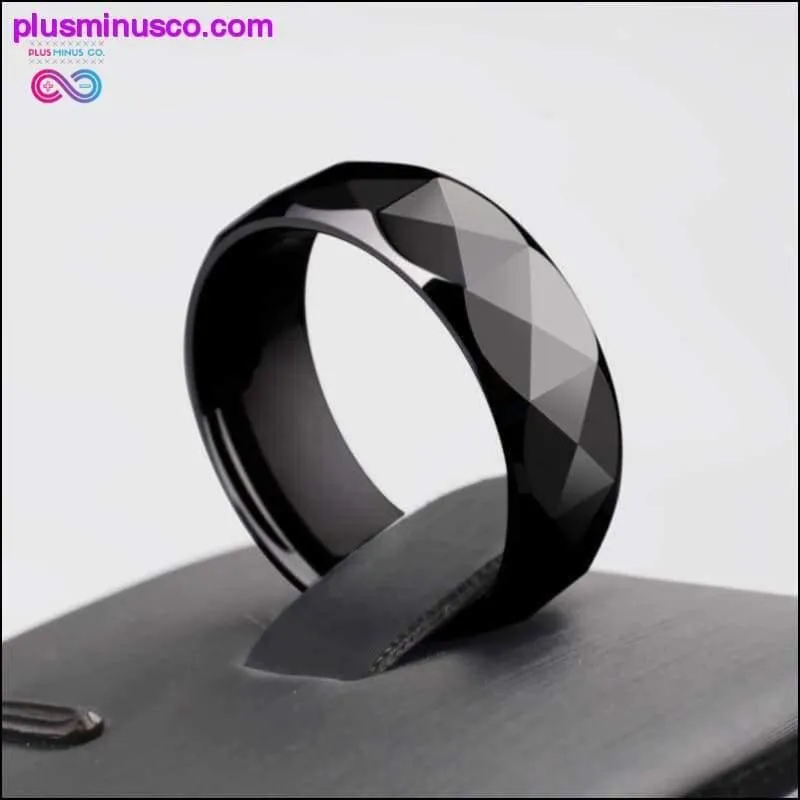 Unique Black Ceramic Ring || PlusMinusco.com
