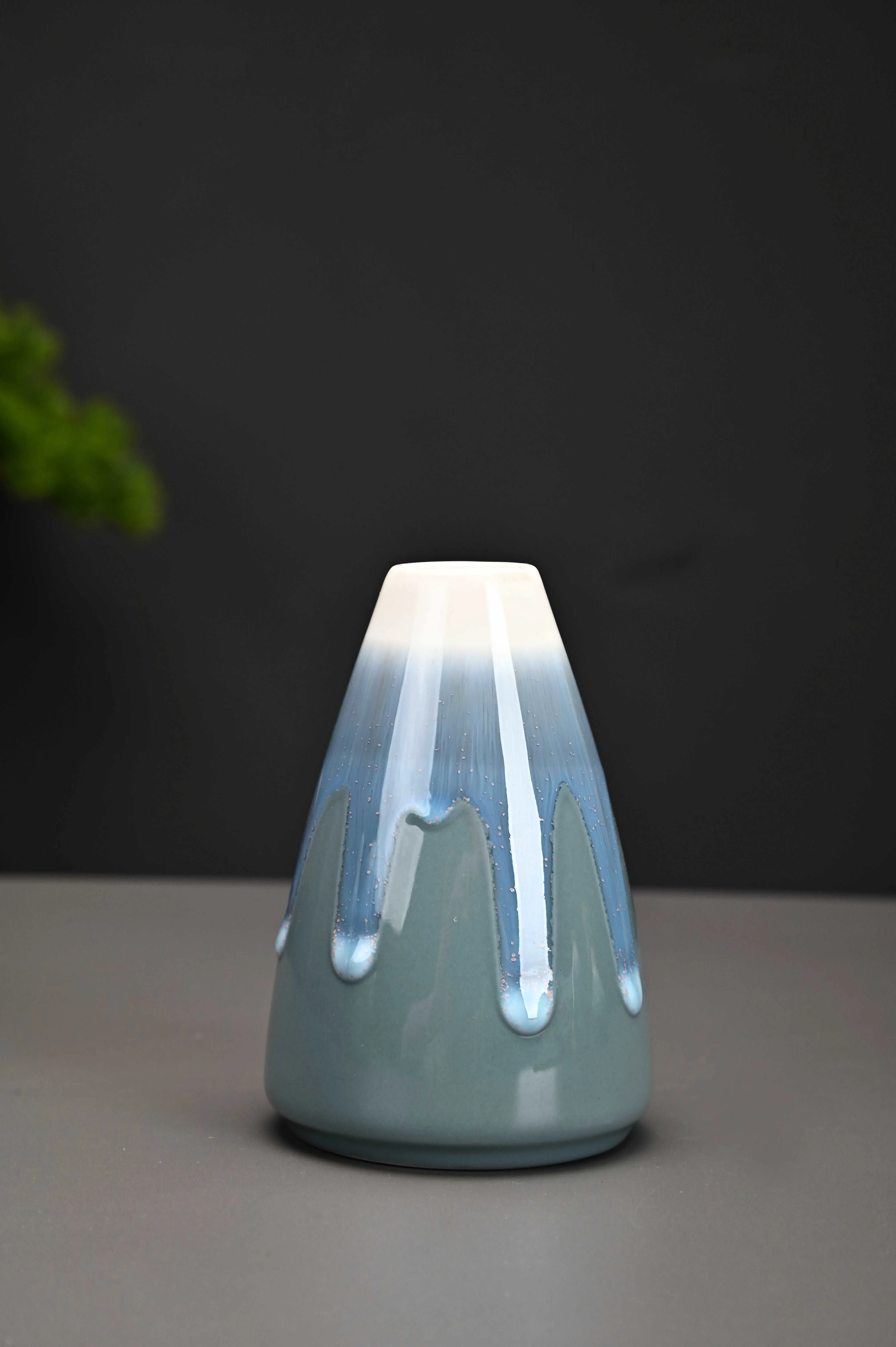 Unveil the Beauty of Tradition: Modern Celadon Vases for Your Home(SET OF 6）
