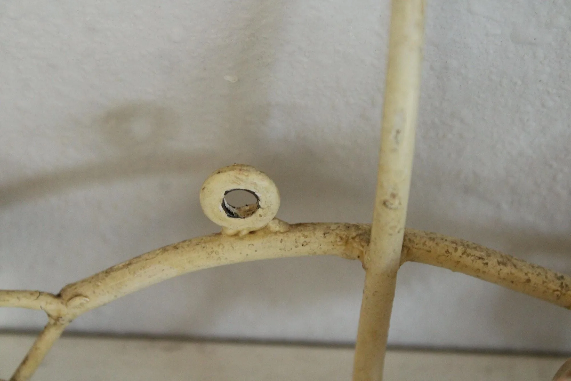 Vintage 1990s Anthropologie Metal Toleware Flower Hooks