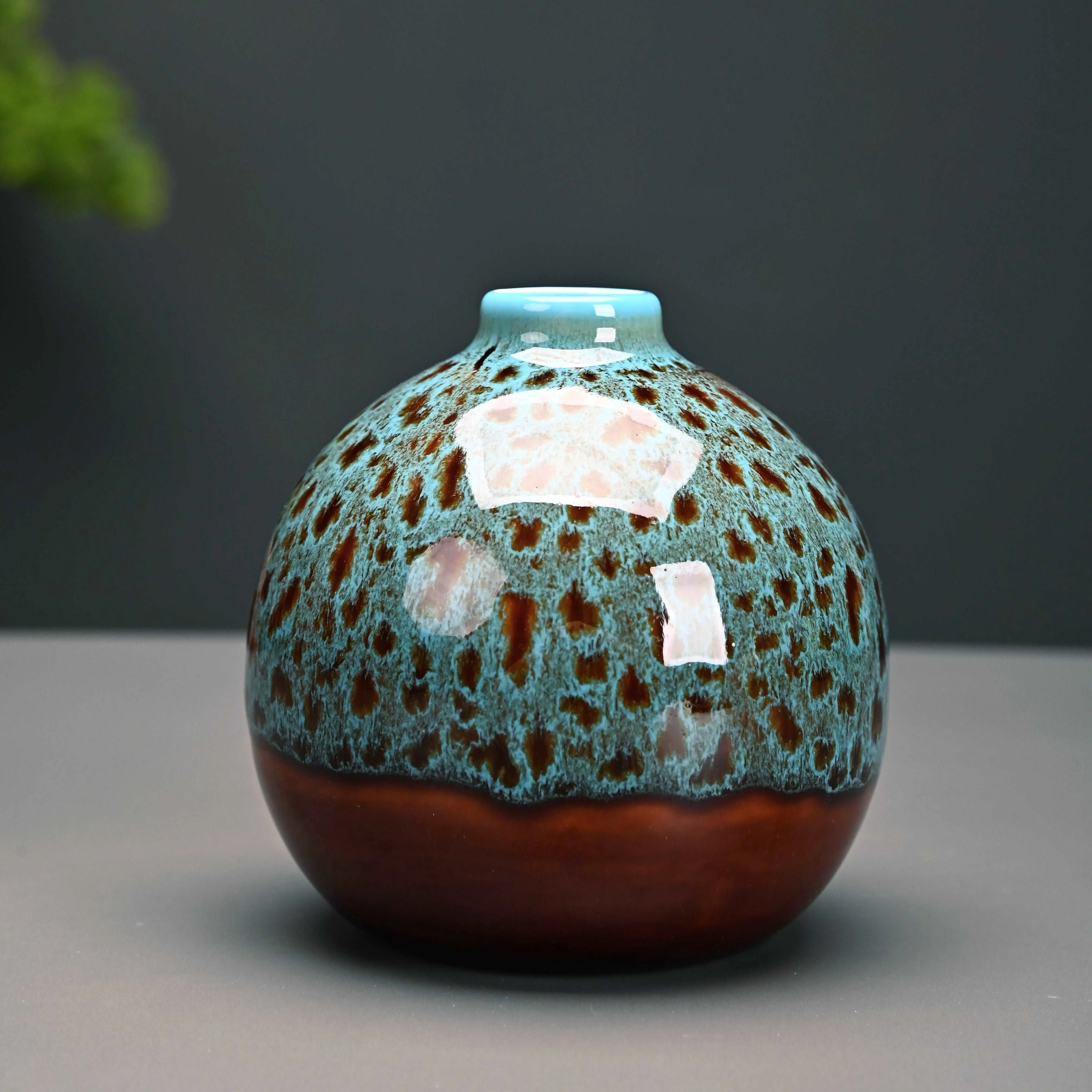 Warmth and Comfort in Every Detail: Handcrafted Ceramic Vase ( Set of 1 )